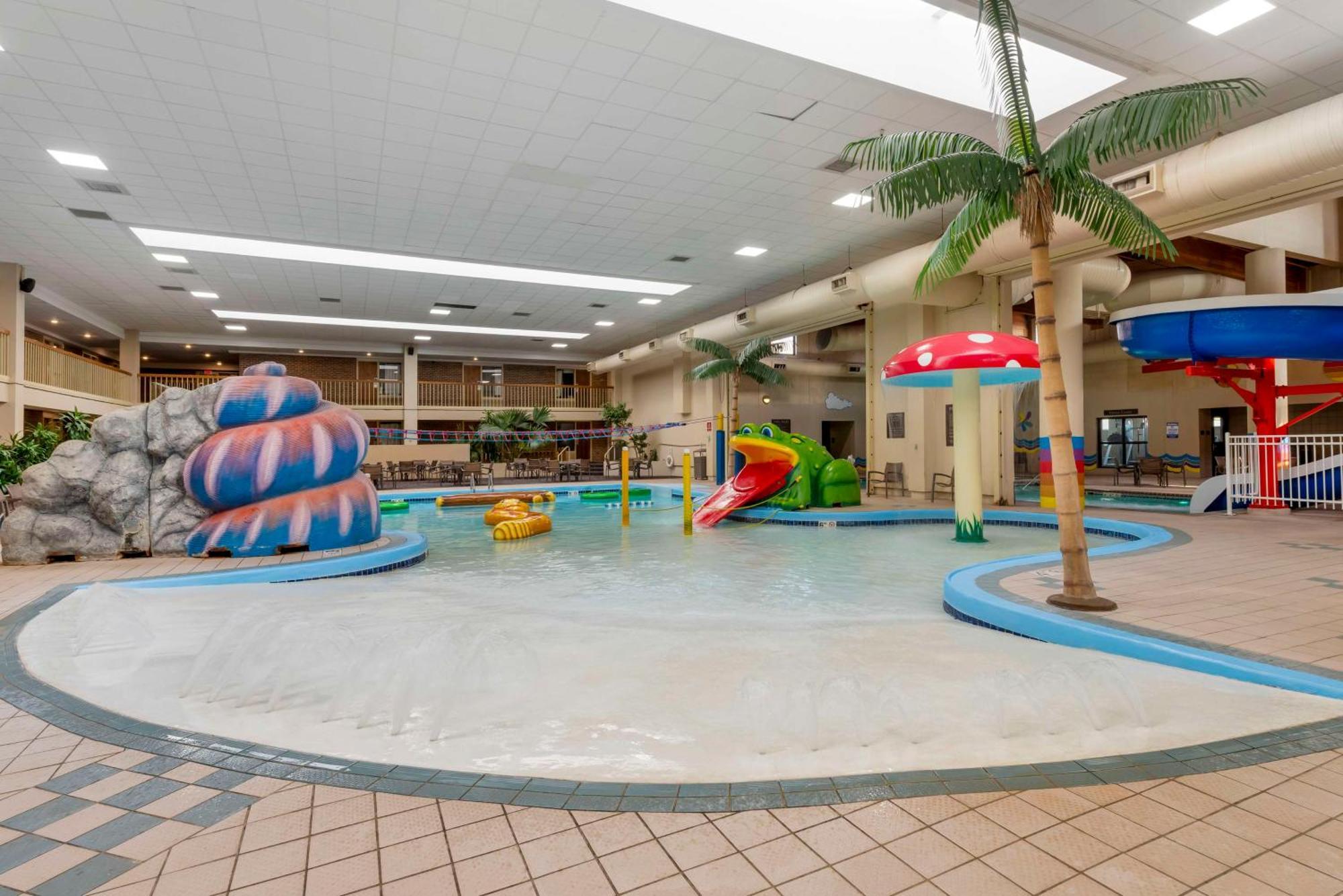 Hotel Western Ramkota 3*